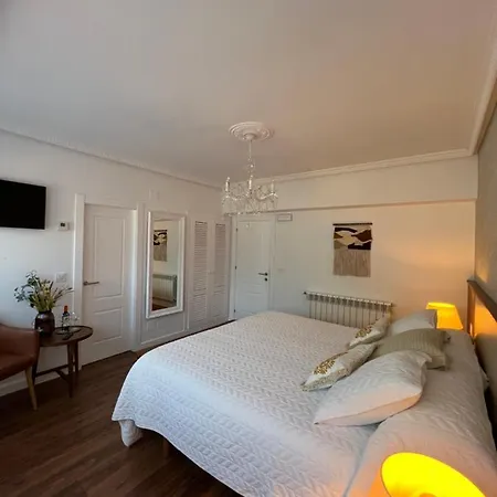 Hotel Dos Penas Mier