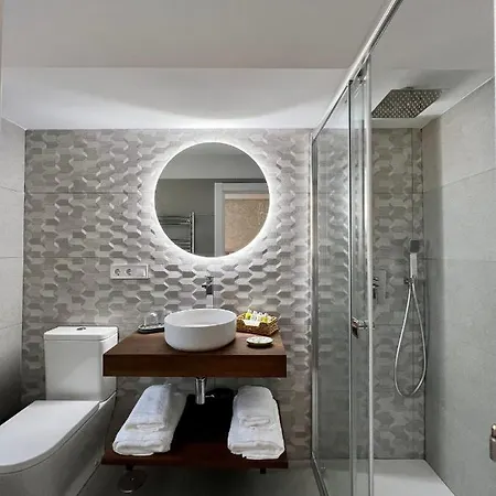 Dos Penas Hotel 2*