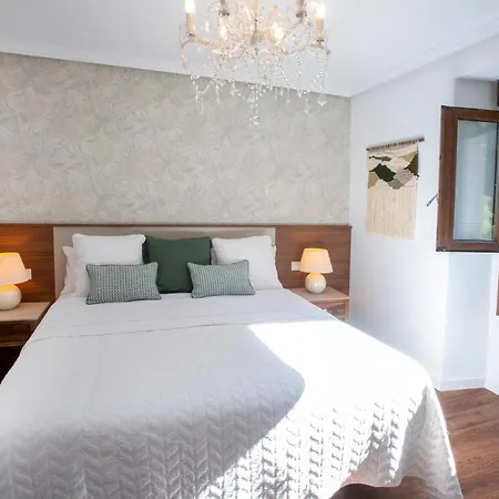 Dos Penas Hotel 2*